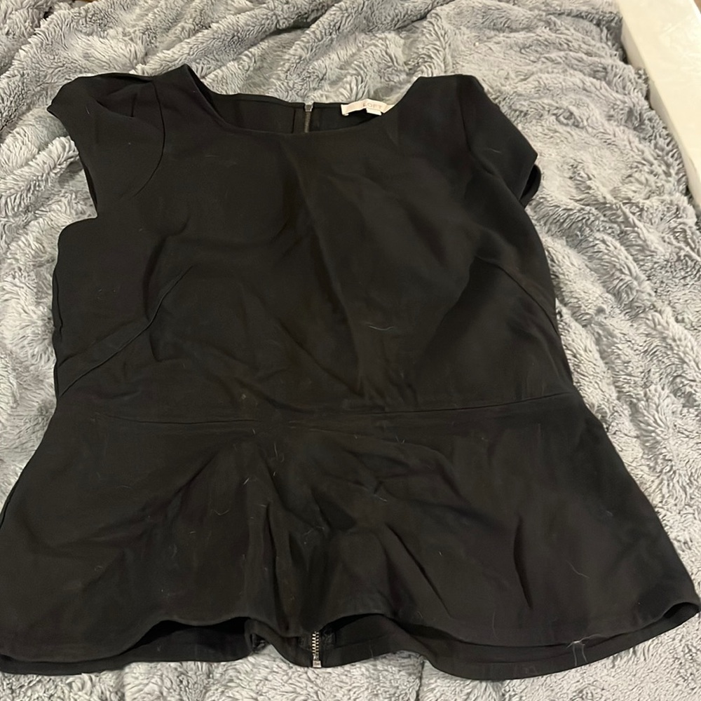 Size 14 Ann Taylor Loft Black Cap Sleeved Top
